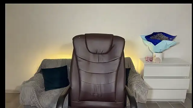 EvaMaddison online show from March 2026 05:42:02 PM