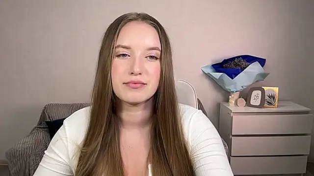 EvaMaddison online show from October 2025 08:09:02 PM