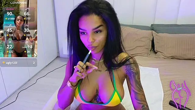 Snapshot of KimiBrown chatting on March 2025 09:06:02 AM KimiBrown online show from March 2025 09:06:02 AM