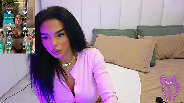 Snapshot of KimiBrown chatting on March 2025 04:17:02 AM KimiBrown online show from March 2025 04:17:02 AM