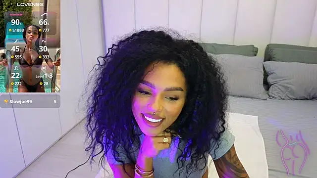 Snapshot of KimiBrown chatting on February 2025 08:13:01 PM KimiBrown online show from February 2025 08:13:01 PM