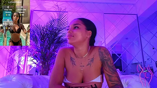 KimiBrown online show from November 2025 06:02:02 AM