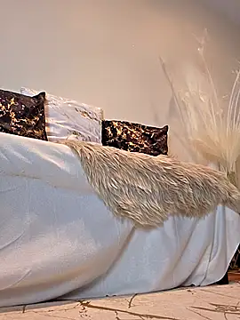 AureliaDoux online show from September 2025 03:08:01 PM