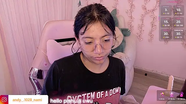 Snapshot of Nami_usagi chatting on June 2026 07:58:01 PM Nami usagi online show from June 2026 07:58:01 PM