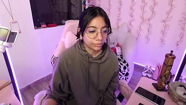 Nami usagi online show from January 2026 03:05:02 PM