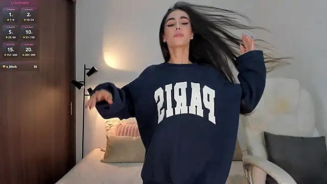 RebeccaBaxter online show from November 2025 11:52:01 PM