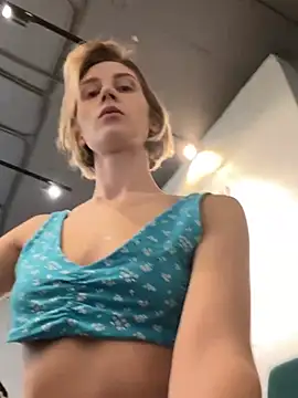 Snapshot of Feral_berry_8133 chatting on December 2024 06:03:02 AM Feral berry 8133 online show from December 2024 06:03:02 AM