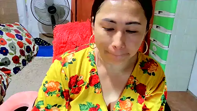 M e c e l online show from September 2025 09:52:02 PM