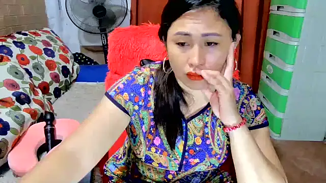 M e c e l online show from September 2025 09:44:02 PM