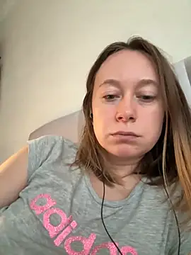 BrookeEvans online show from September 2025 05:33:01 AM