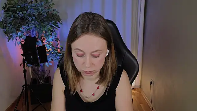 BrookeEvans online show from March 2025 04:16:02 AM