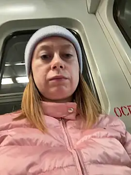 BrookeEvans online show from October 2025 07:15:02 PM