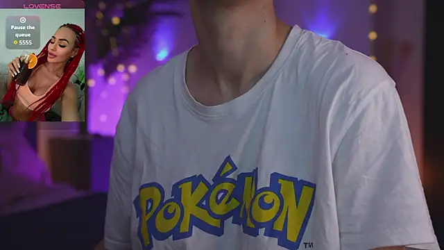 Lorettelorena online show from April 2026 07:26:02 PM