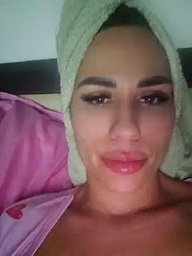 Lorettelorena online show from July 2026 05:42:01 PM
