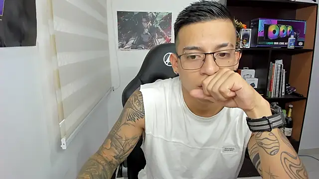 SIXXTOLOVE18 online show from March 2025 08:49:01 PM