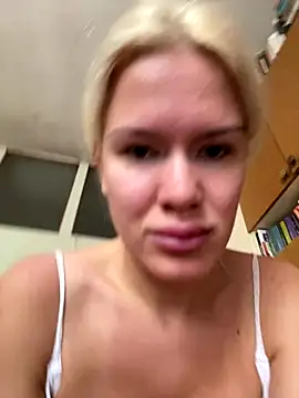 Keylili online show from November 2025 11:04:02 AM