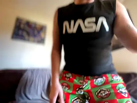 lucasgalacticman online show from November 2025 03:45:01 PM