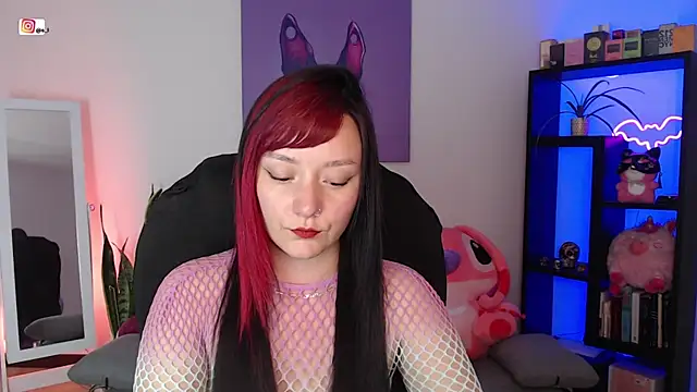 S Lilith  online show from April 2026 09:42:02 PM