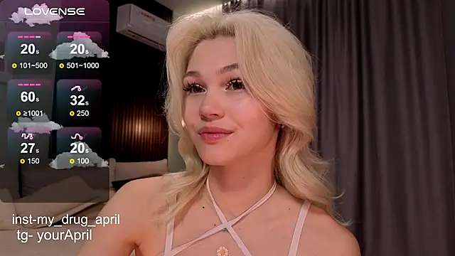 Snapshot of MyApril chatting on September 2025 03:38:01 AM MyApril online show from September 2025 03:38:01 AM