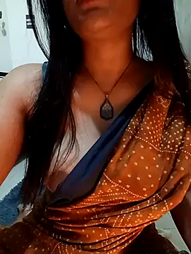 RadhaBabe online show from February 2026 12:59:02 PM