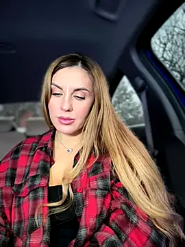 Kalli Fornia online show from December 2025 09:22:02 AM