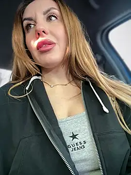 Kalli Fornia online show from January 2026 09:27:02 AM