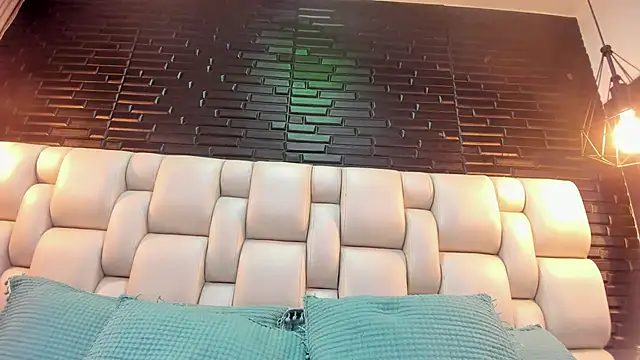 Salo Heaven online show from May 2026 02:02:02 PM