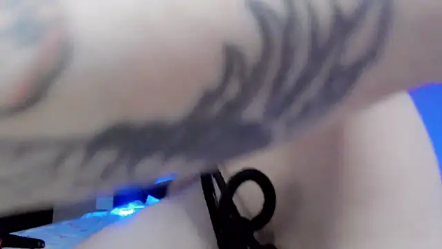 banana brain1 online show from February 2025 10:49:02 AM