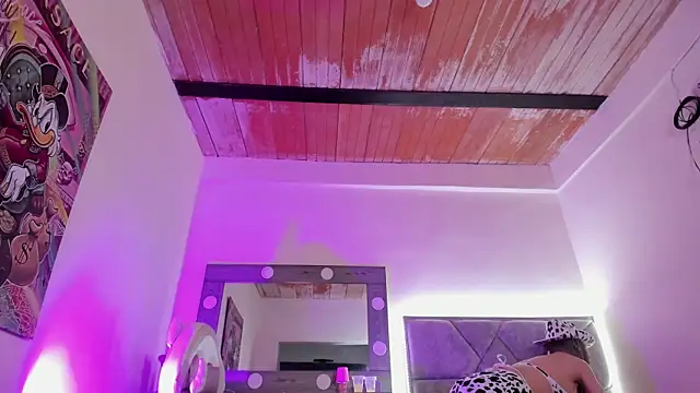 Snapshot of Sweet_Cinthia chatting on October 2025 03:08:01 AM Sweet Cinthia online show from October 2025 03:08:01 AM