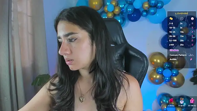 annadu011 online show from April 2026 07:58:02 PM