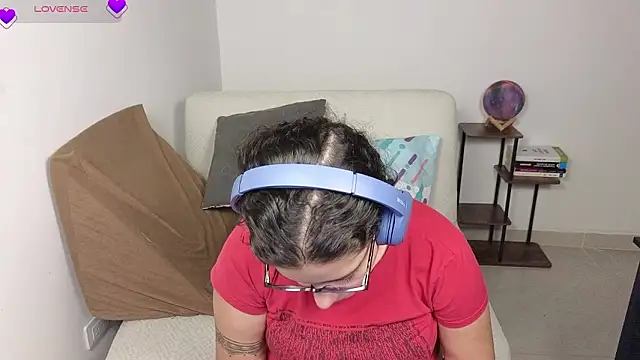 blue  moon  online show from January 2026 03:32:01 AM