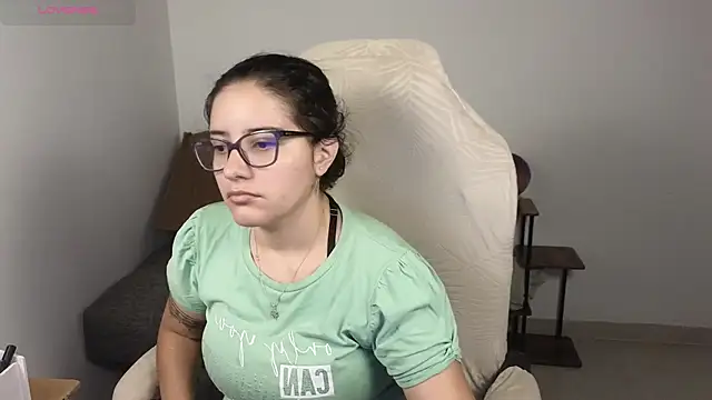 blue  moon  online show from October 2025 05:17:02 AM