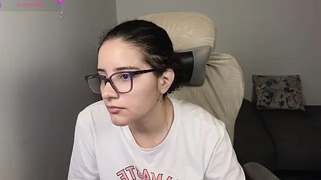 blue  moon  online show from November 2025 02:05:02 AM