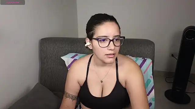 blue  moon  online show from November 2025 10:02:02 PM