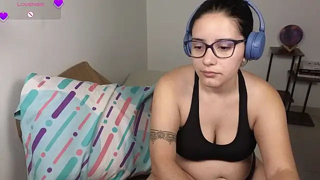 blue  moon  online show from February 2026 03:39:02 AM