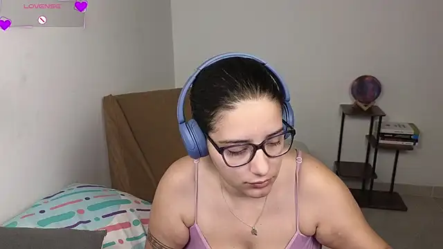 blue  moon  online show from February 2026 02:12:01 AM