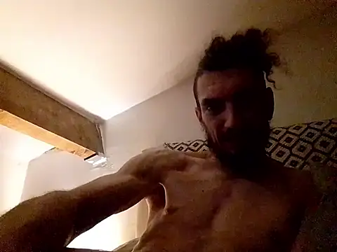 joliecu online show from May 2026 01:47:02 AM