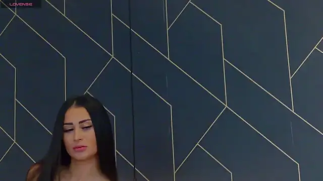 EmyLaveau online show from December 2025 06:40:01 AM