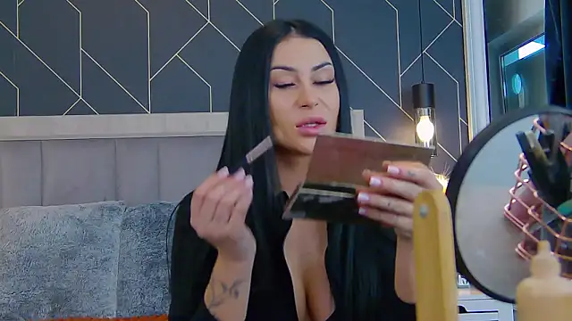 EmyLaveau online show from February 2026 06:35:02 AM