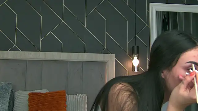 EmyLaveau online show from April 2026 05:09:01 AM