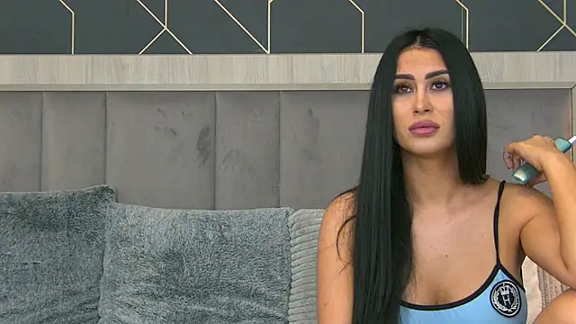 EmyLaveau online show from March 2026 06:11:02 AM