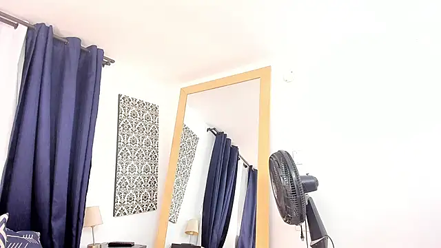 Malaika Toure online show from October 2025 05:23:02 PM