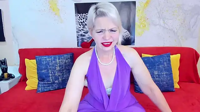 BeautyName online show from November 2025 08:02:02 PM