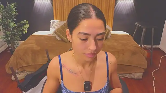 Snapshot of samantha_bss chatting on February 2025 02:16:01 PM samantha bss online show from February 2025 02:16:01 PM