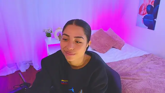 Snapshot of samantha_bss chatting on March 2025 02:55:01 PM samantha bss online show from March 2025 02:55:01 PM