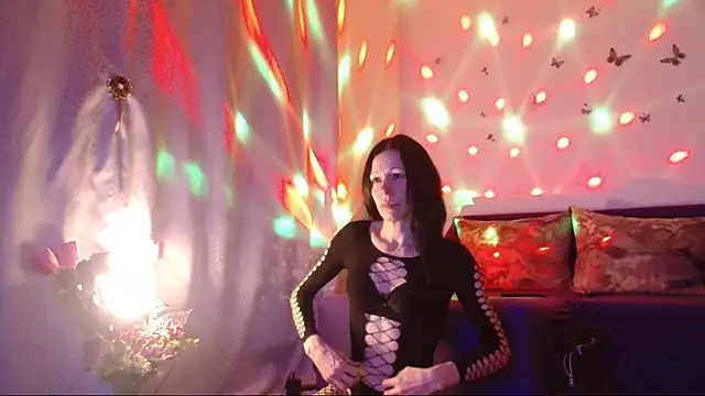 Snapshot of ElysaSun chatting on March 2026 07:10:02 PM ElysaSun online show from March 2026 07:10:02 PM