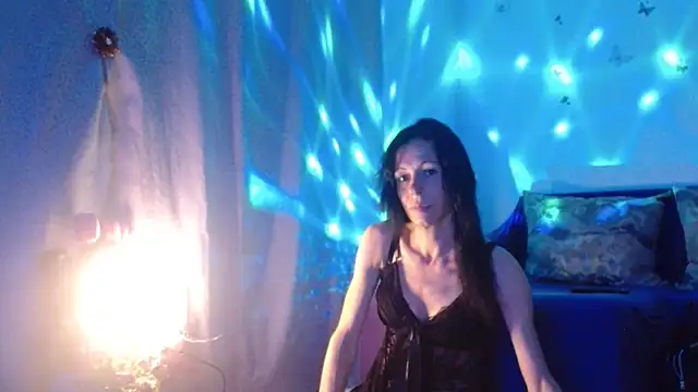 ElysaSun online show from October 2025 04:30:02 PM
