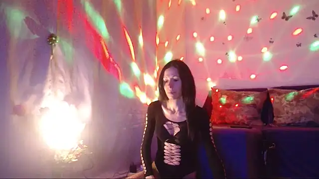 ElysaSun online show from November 2025 06:51:01 PM