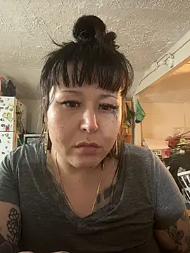 evacheers online show from December 2025 10:25:01 AM