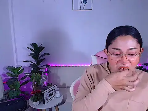 plysaithailand online show from October 2025 09:19:02 AM